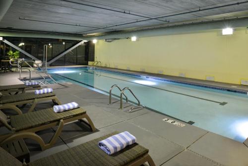 grand eastonian hotel and suites
