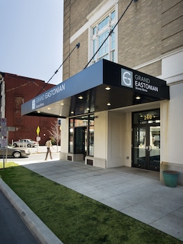 grand eastonian hotel and suites