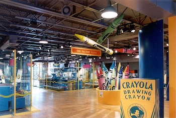 grand eastonian hotel and suites