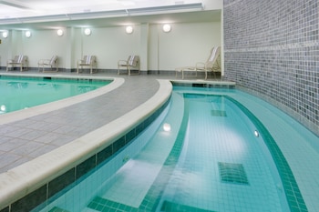 holiday inn express and suites rochester victor