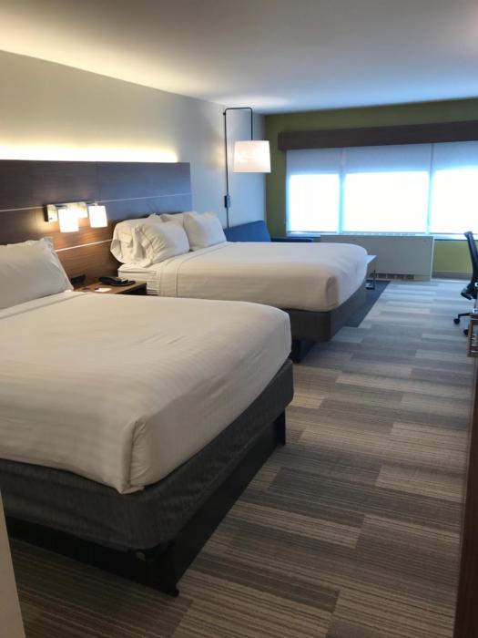 holiday inn express and suites rochester victor