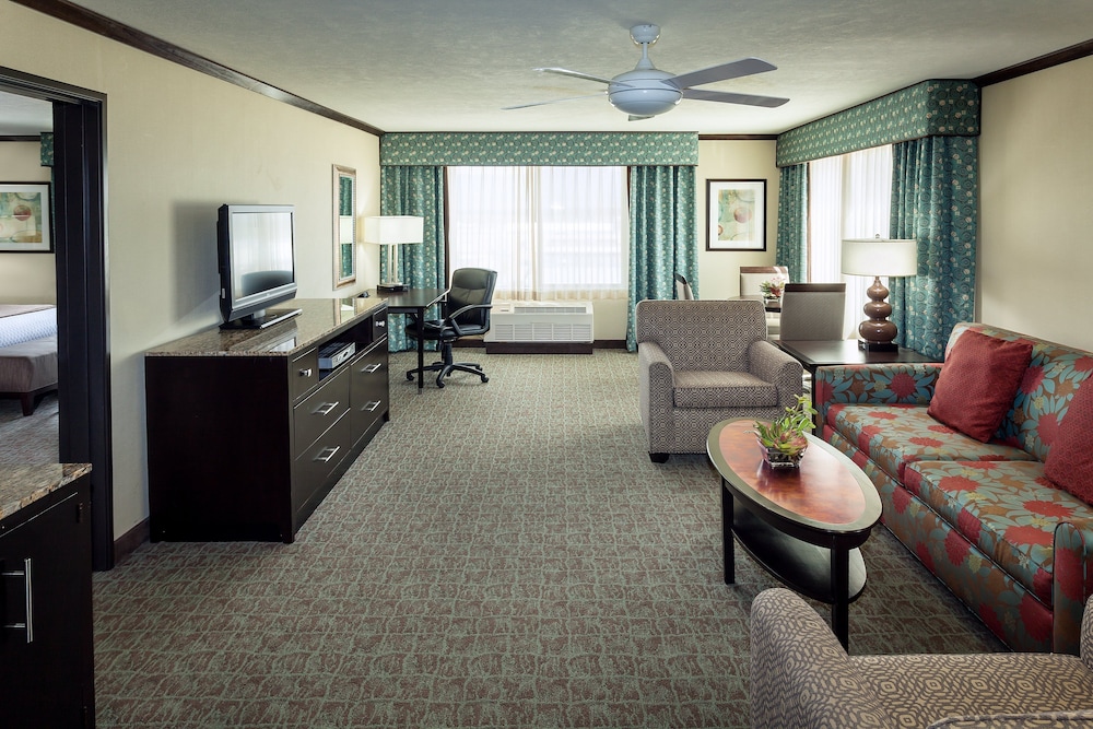 crowne plaza anchorage midtown by ihg