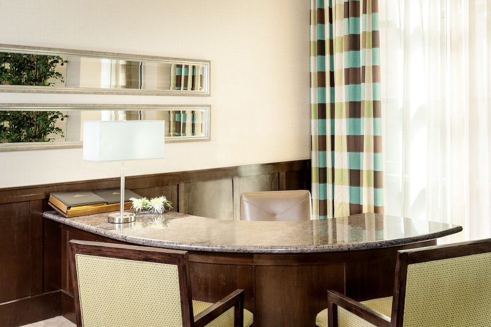 crowne plaza anchorage midtown by ihg