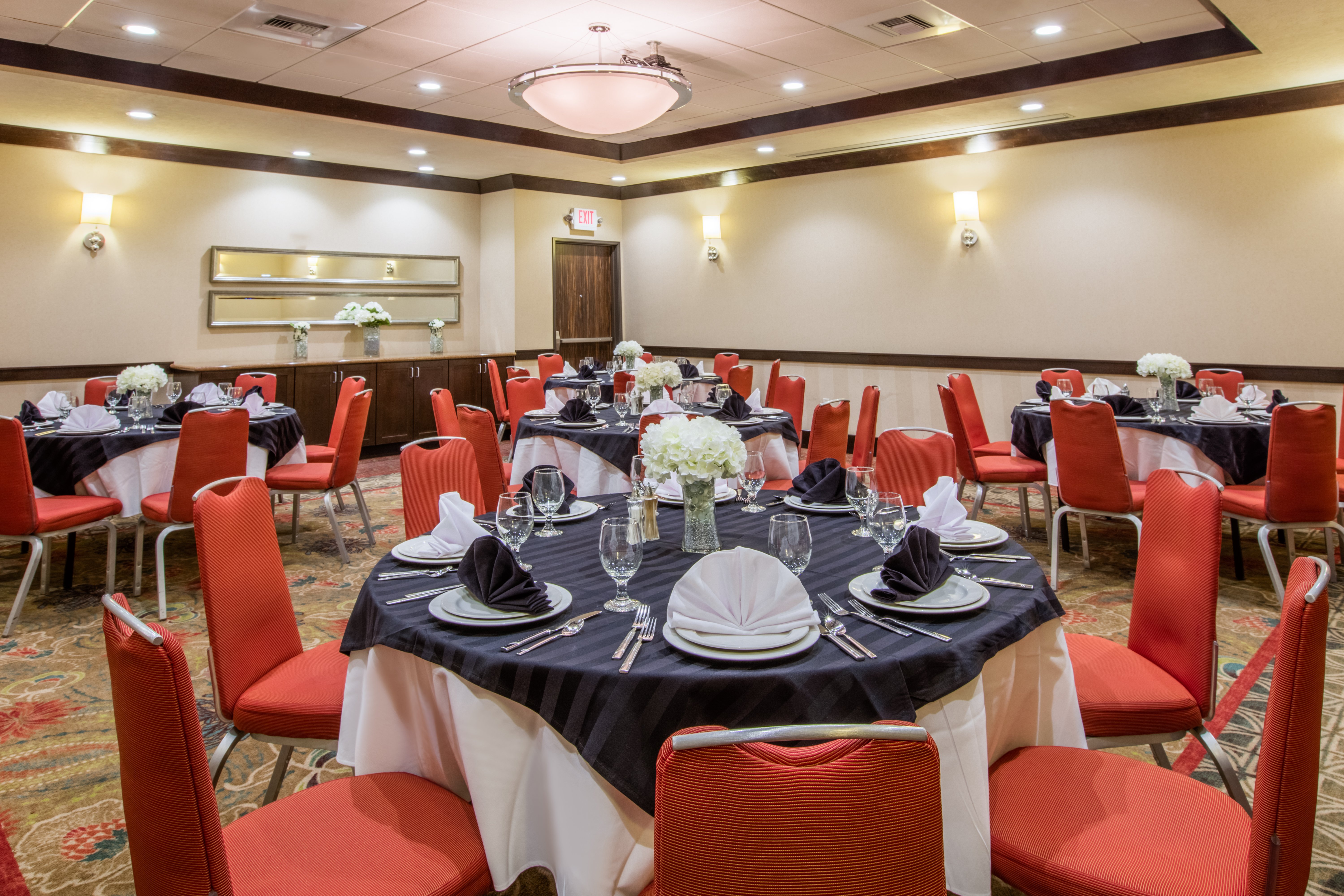 crowne plaza anchorage midtown by ihg
