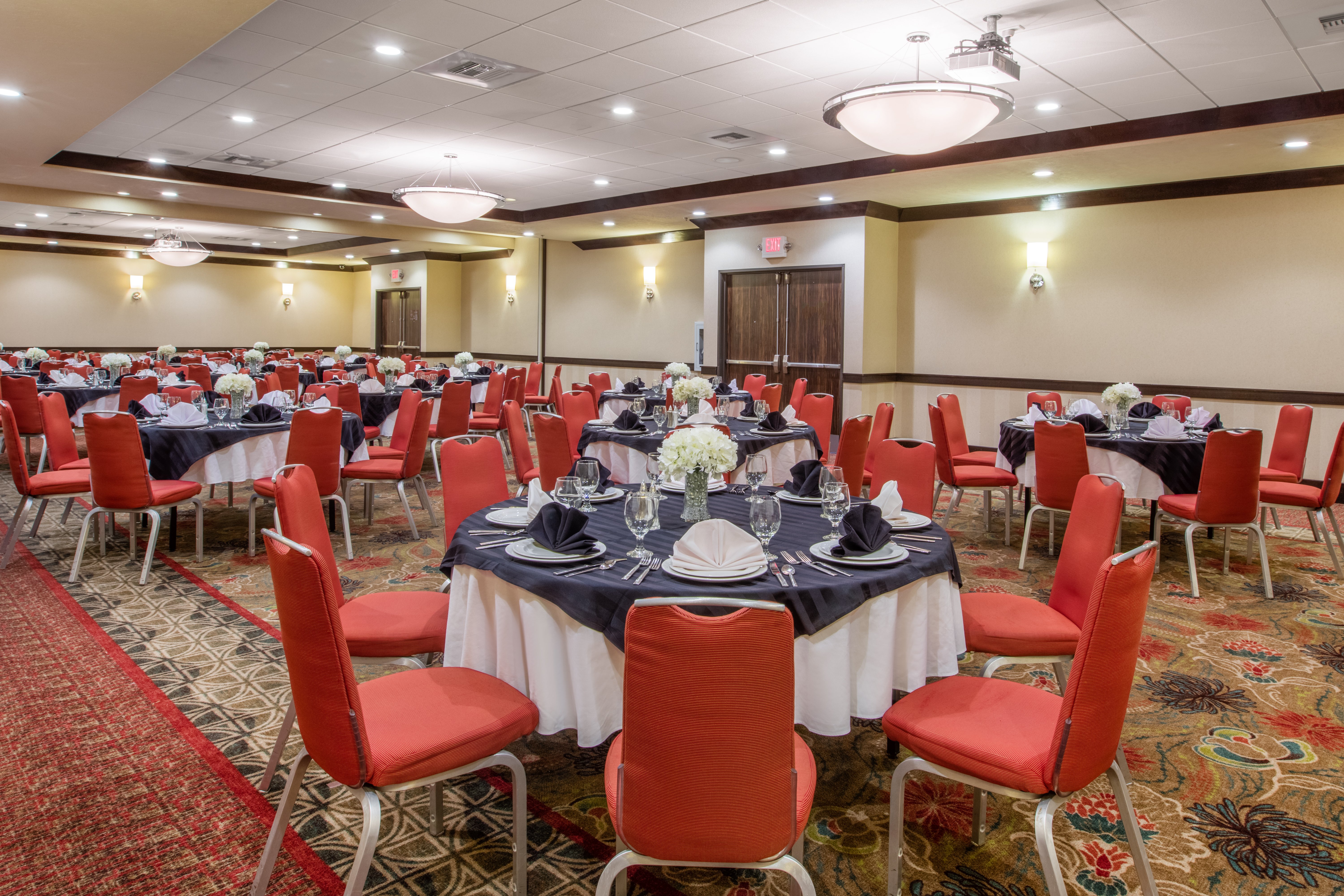 crowne plaza anchorage midtown by ihg
