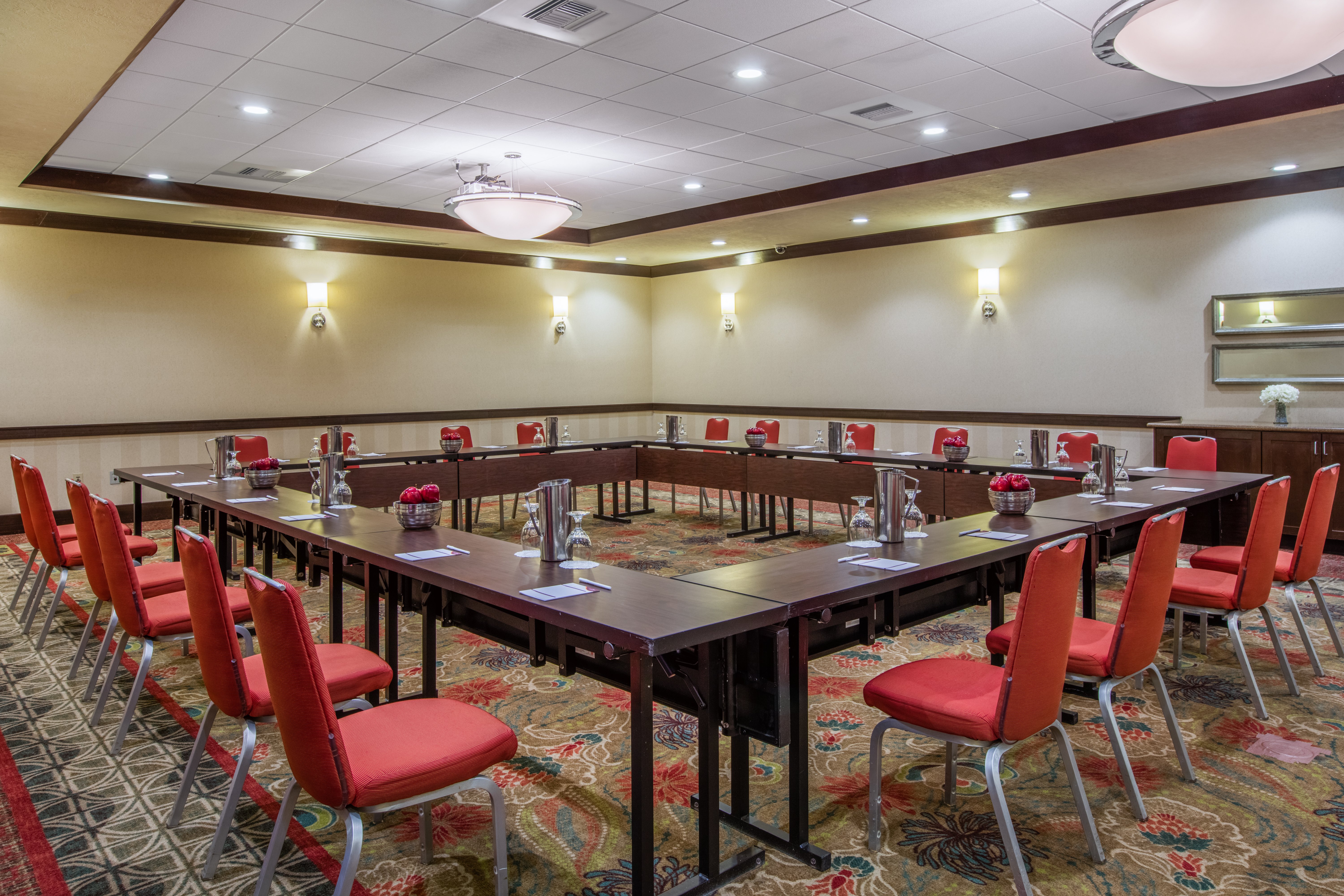 crowne plaza anchorage midtown by ihg