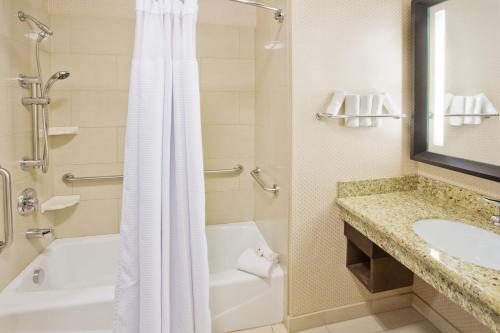 crowne plaza anchorage midtown by ihg