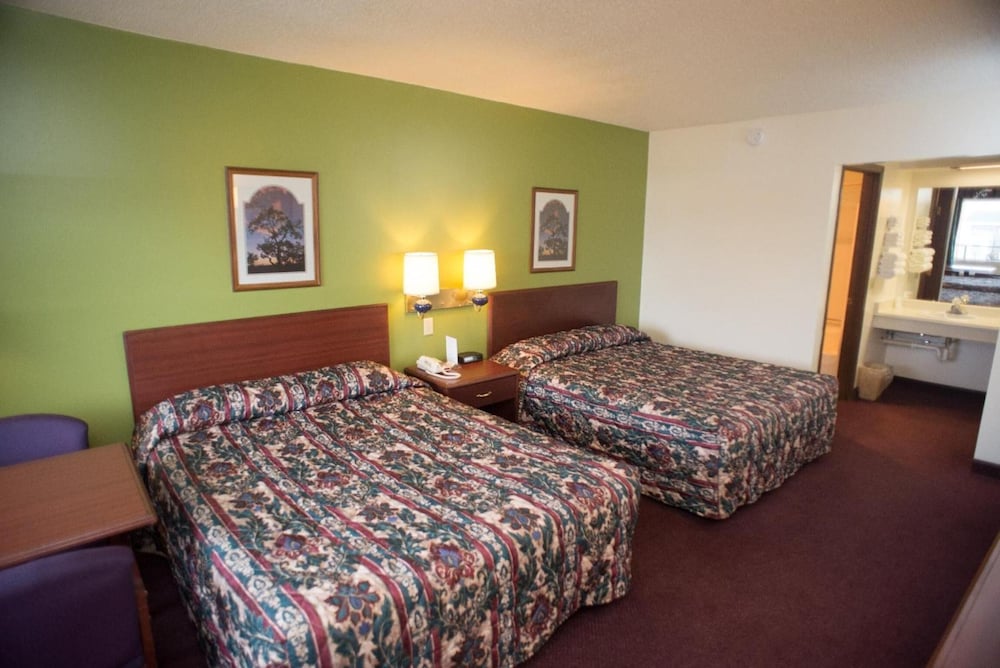 Thunderbird Motor Inn Baraboo,Sauk County>>Baraboo,2 star