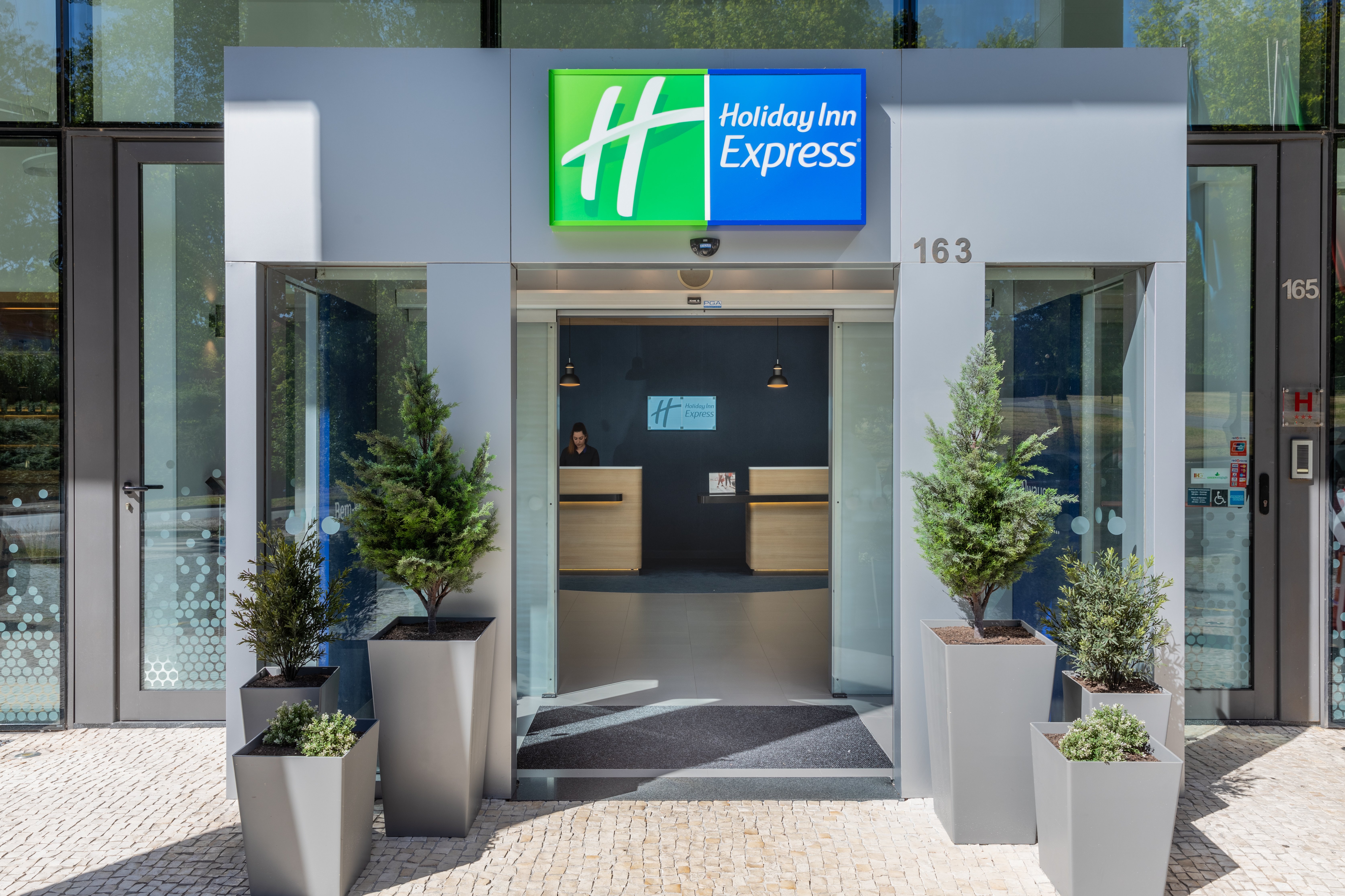 holiday inn express porto exponor by ihg