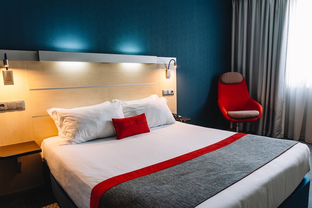 holiday inn express porto exponor by ihg