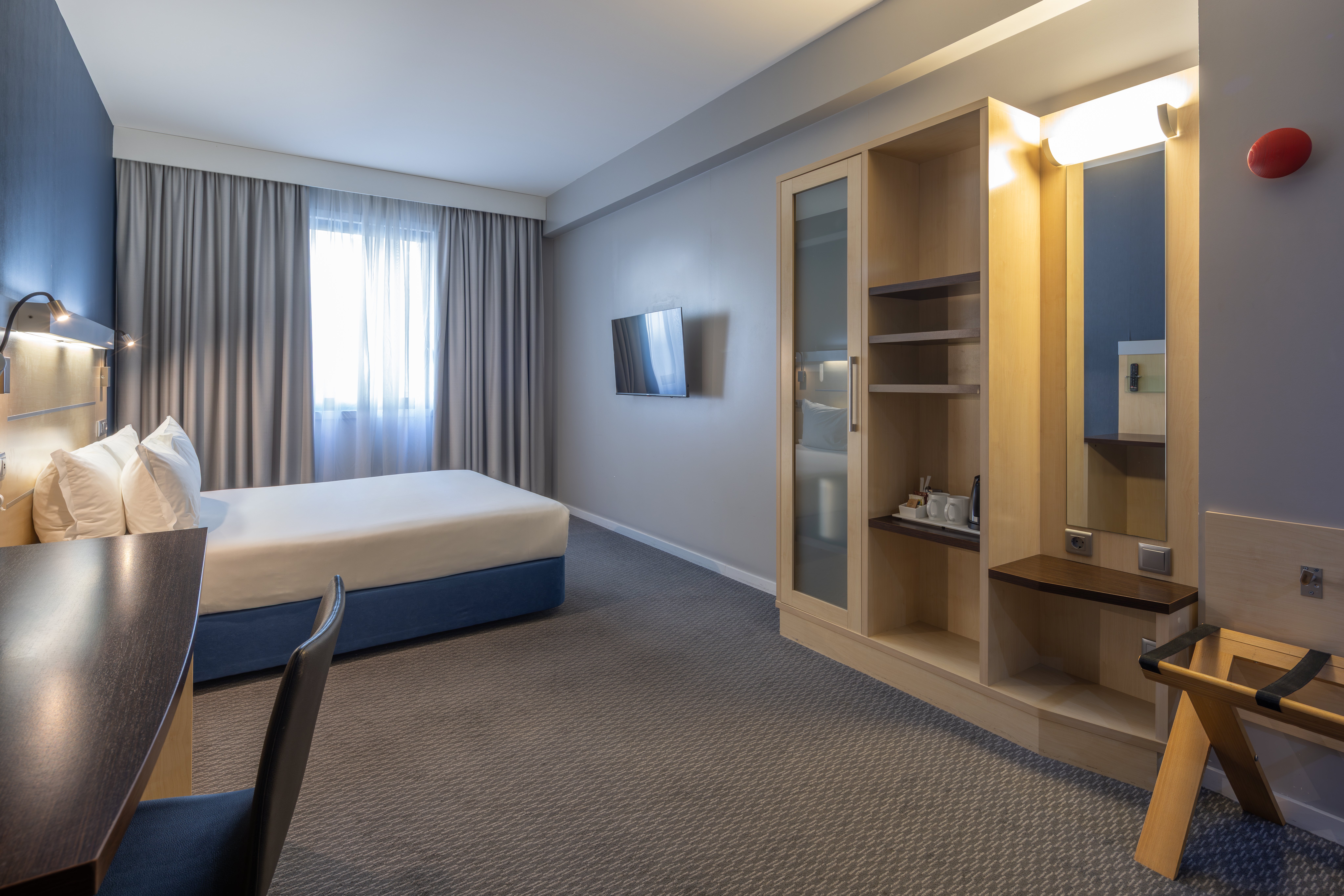 holiday inn express porto exponor by ihg