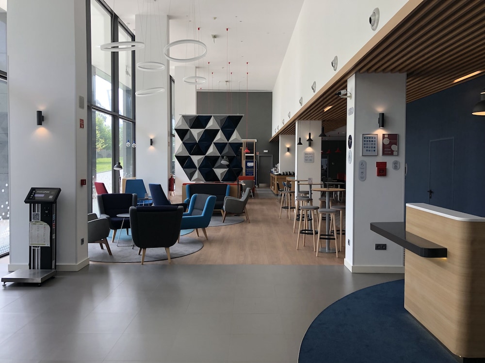 holiday inn express porto exponor by ihg