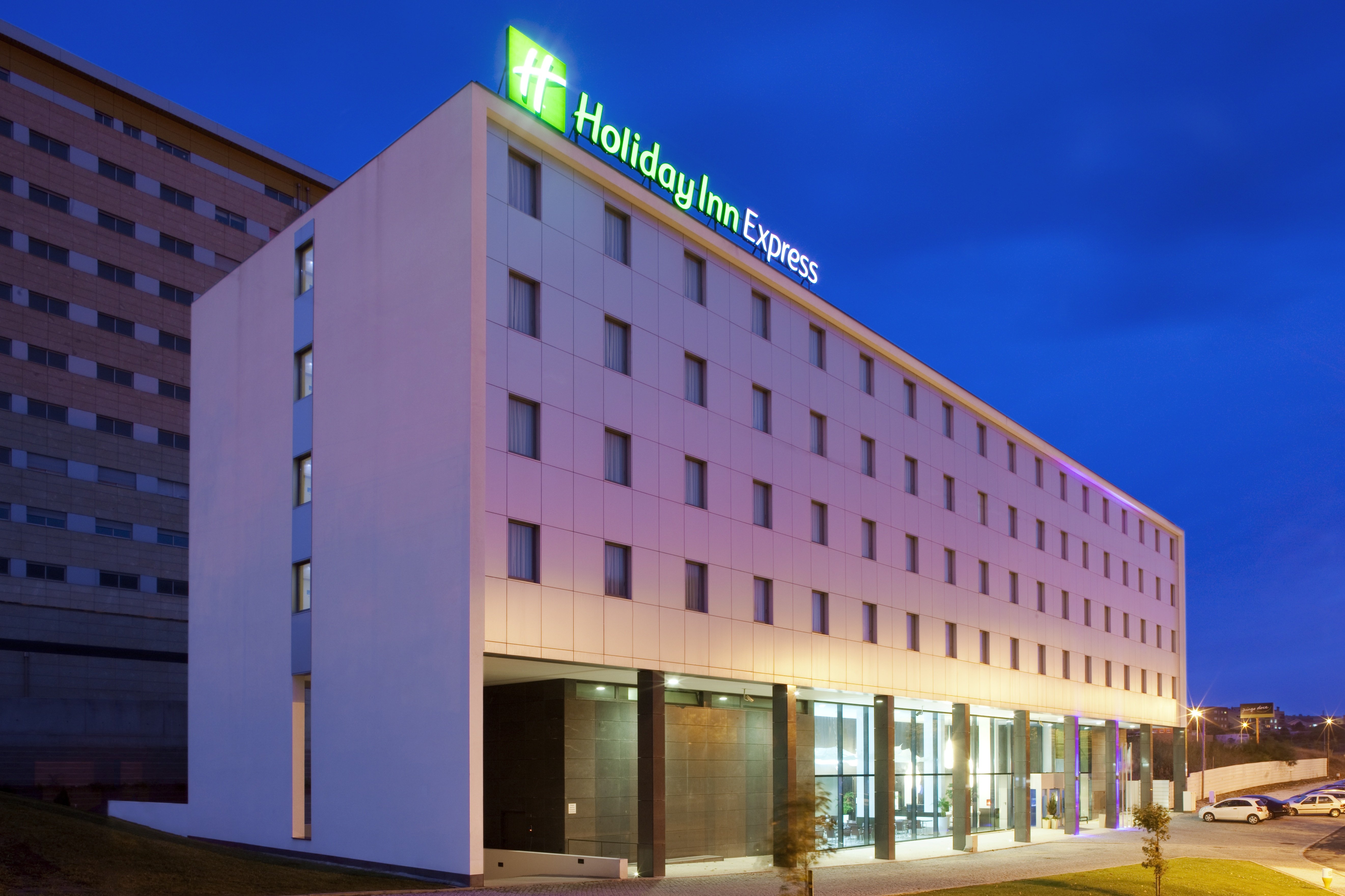 holiday inn express porto exponor by ihg