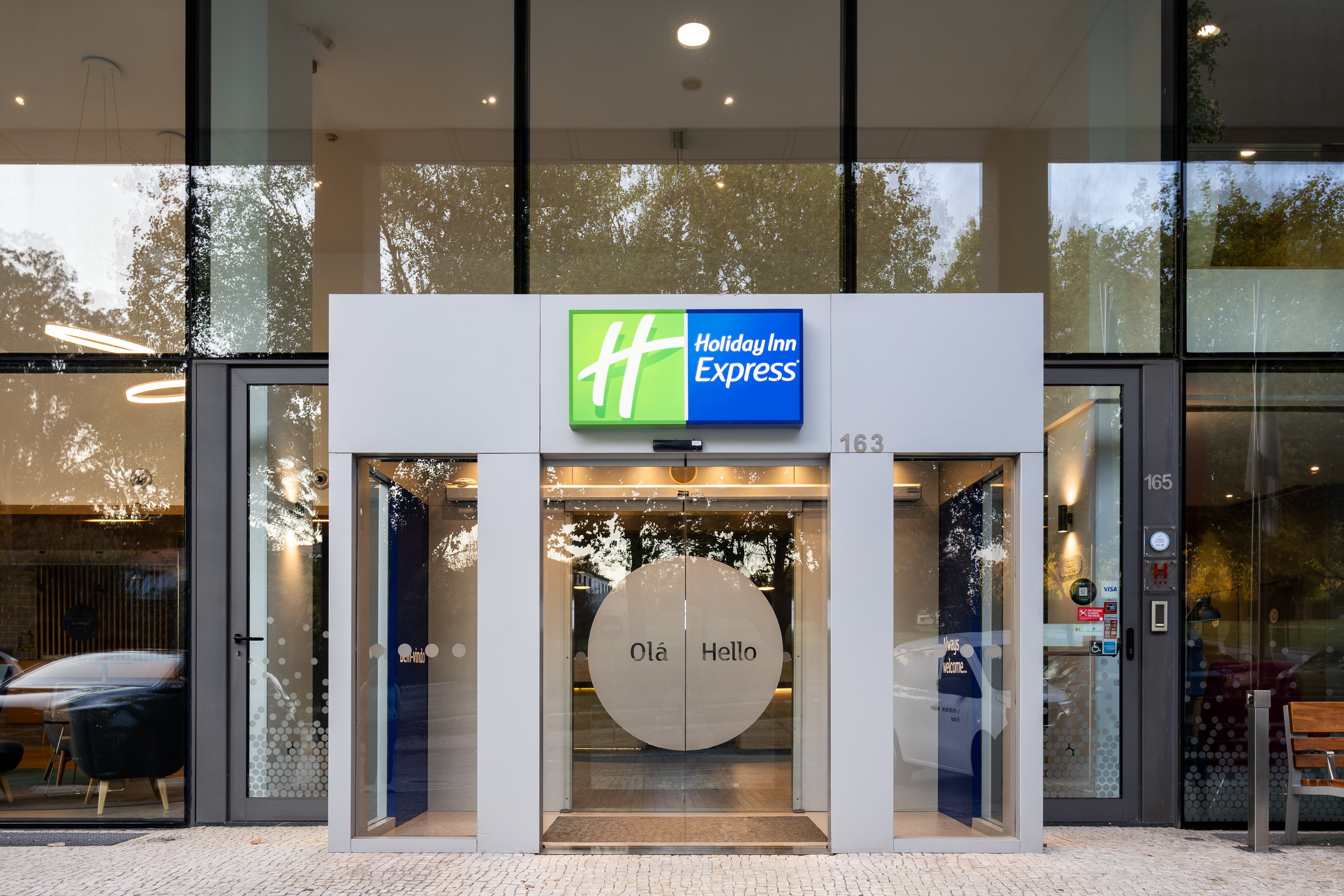 holiday inn express porto exponor by ihg