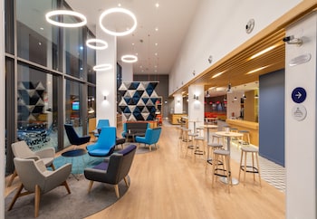 Holiday Inn Express Porto - Exponor By Ihg,Matosinhos>>Leca Da Palmeira,3 star