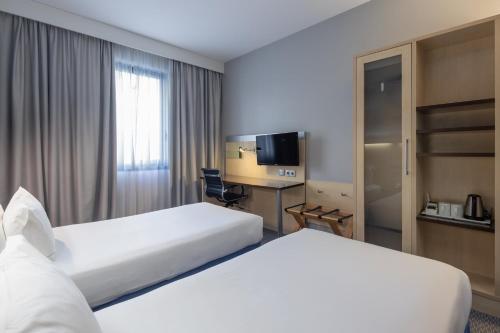 holiday inn express porto exponor by ihg