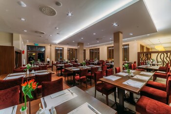 hotel miko ajki resort and spa