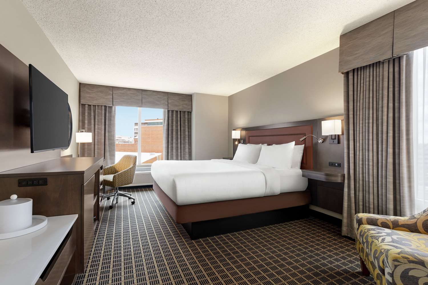 hampton inn and suites greenville downtown riverplace