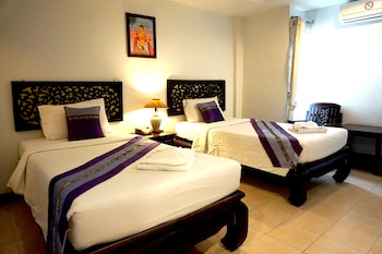 wangburapa grand hotel