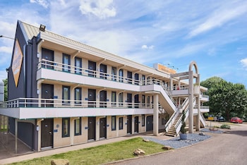 Premiere Classe Freyming-Merlebach,Near Maison Des Cultures Frontieres,1 star