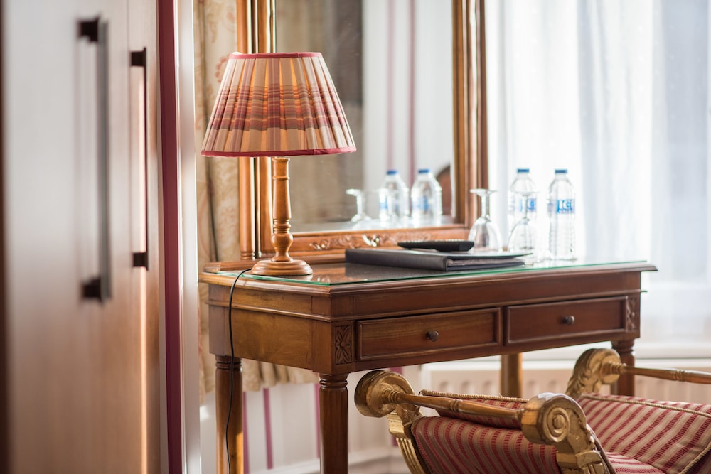 Grovefield Manor,Dorset>>Bournemouth,4 star