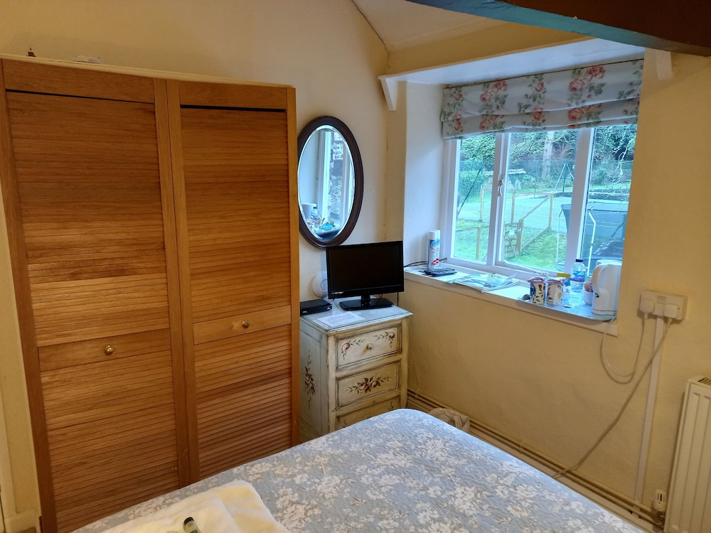 Bickleigh Castle Hotel,Devon>>Bickleigh,4 star