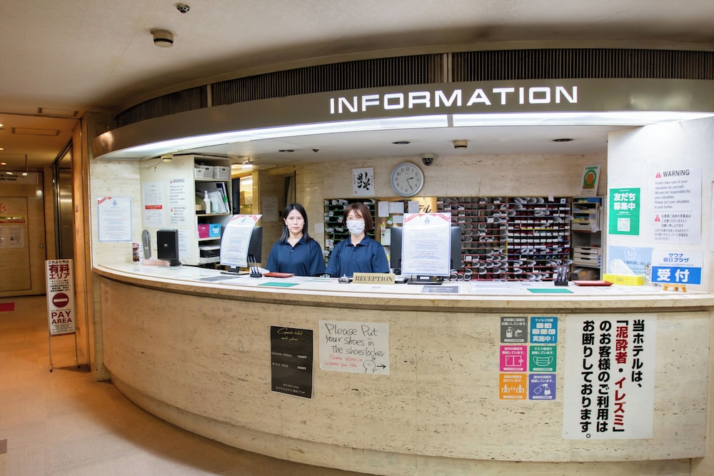 mens only capsule hotel asahi plaza shinsaibashi