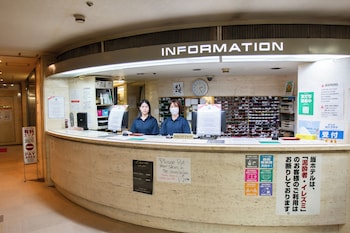 mens only capsule hotel asahi plaza shinsaibashi