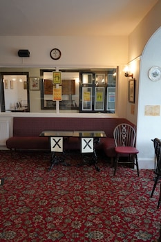 the fox and hounds hotel