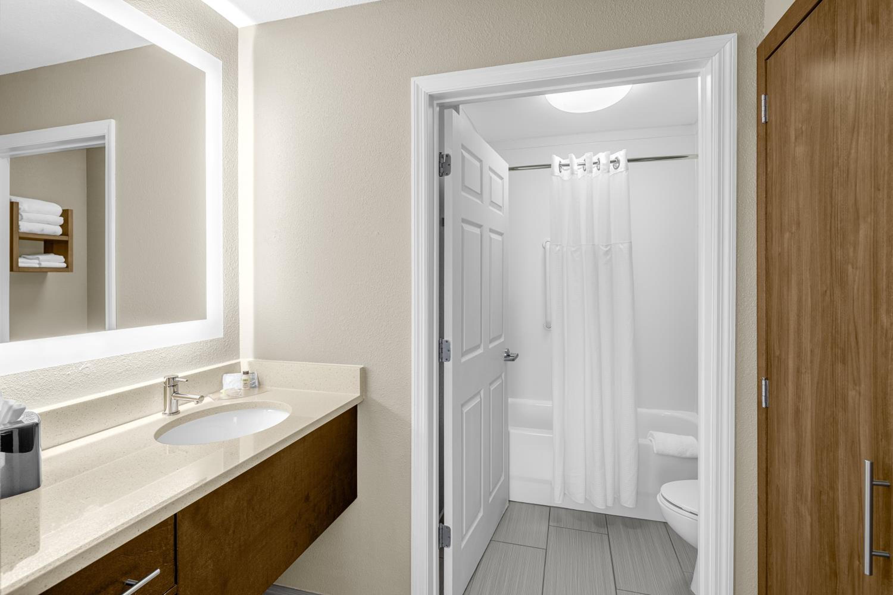 staybridge suites chattanooga at hamilton place by ihg