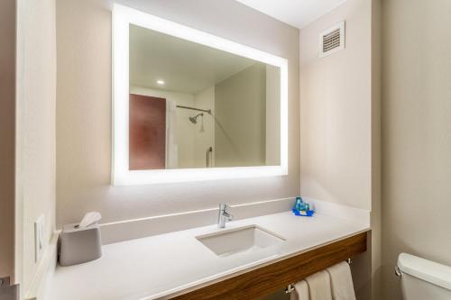 holiday inn express haskell wayne area by ihg