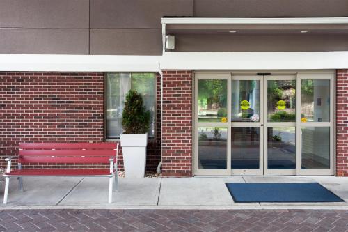 holiday inn express haskell wayne area by ihg