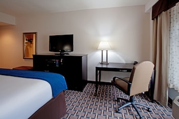 Holiday Inn Express & Suites Hope Mills-Fayetteville Arpt By Ihg,Hope Mills>>Fayetteville,3 star