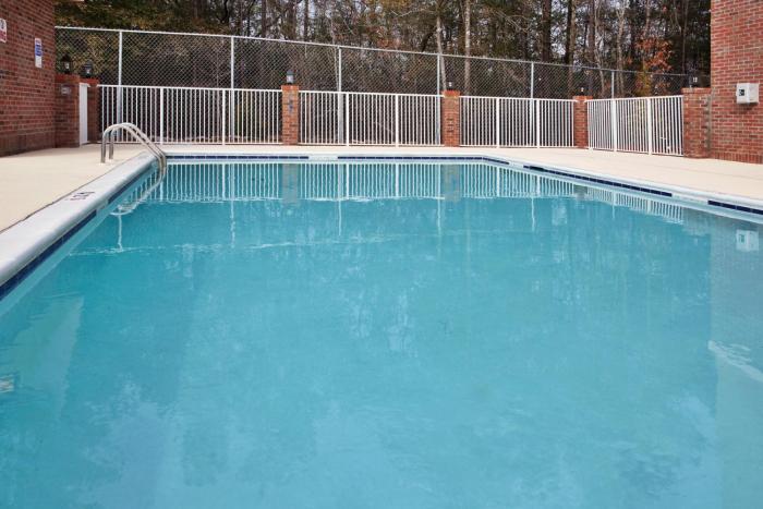 holiday inn express and suites hope mills fayetteville arpt by ihg