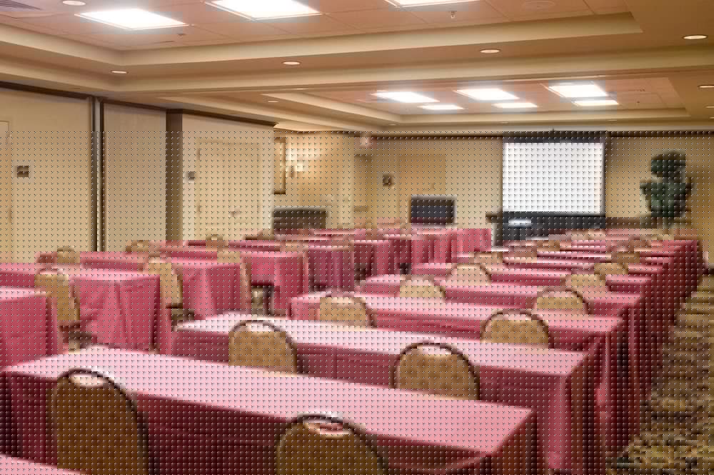 hampton inn and suites mobile providence park airport