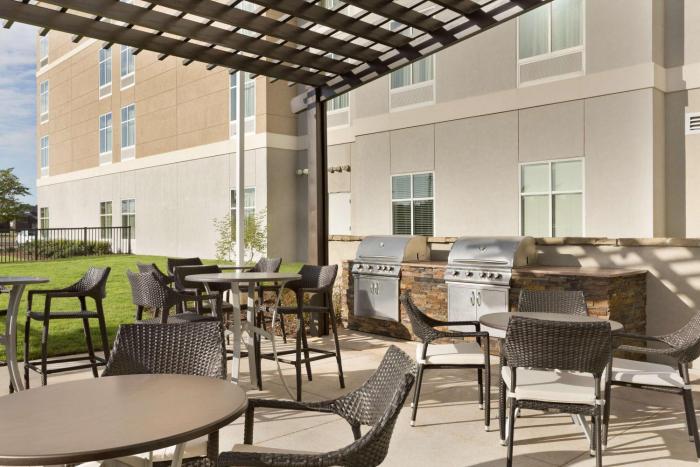 homewood suites by hilton mobile i 65 airport blvd al