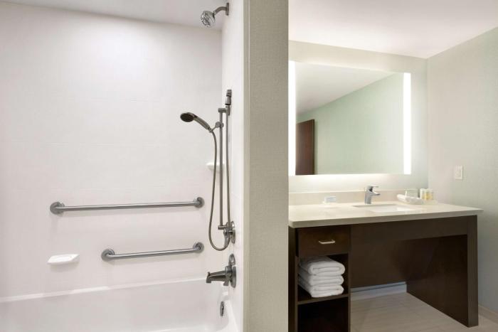 homewood suites by hilton mobile i 65 airport blvd al
