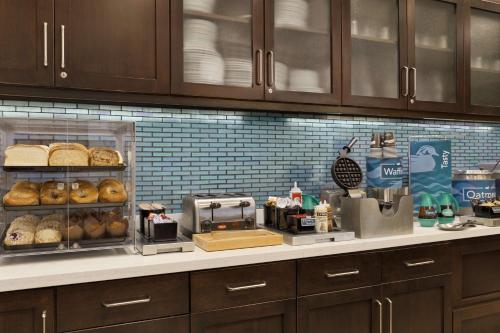 homewood suites by hilton mobile i 65 airport blvd al