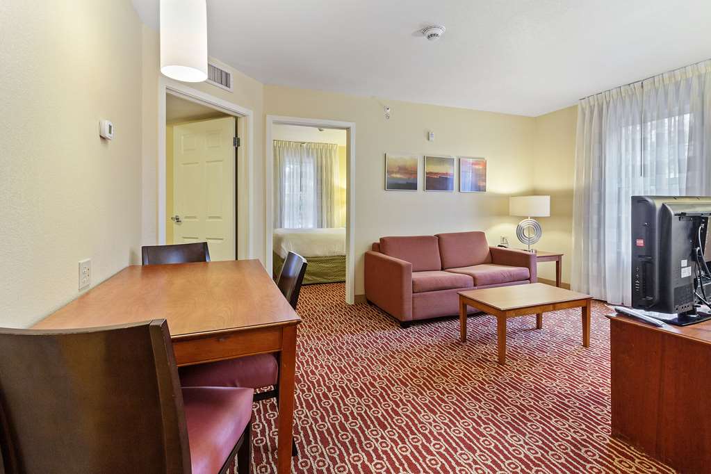 extended stay america suites newport news yorktown