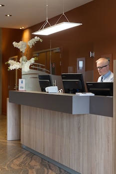 antwerp harbour hotel