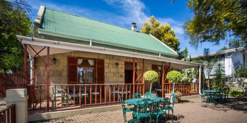 88 baron van reede guesthouse