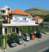 hotel trogirski dvori