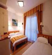 hotel trogirski dvori