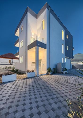 hotel trogirski dvori