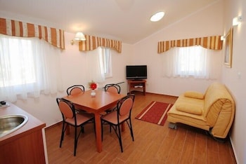 hotel trogirski dvori