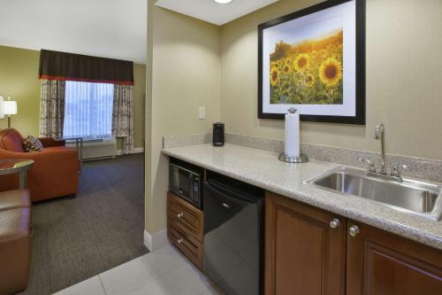 hampton inn and suites wichita northeast