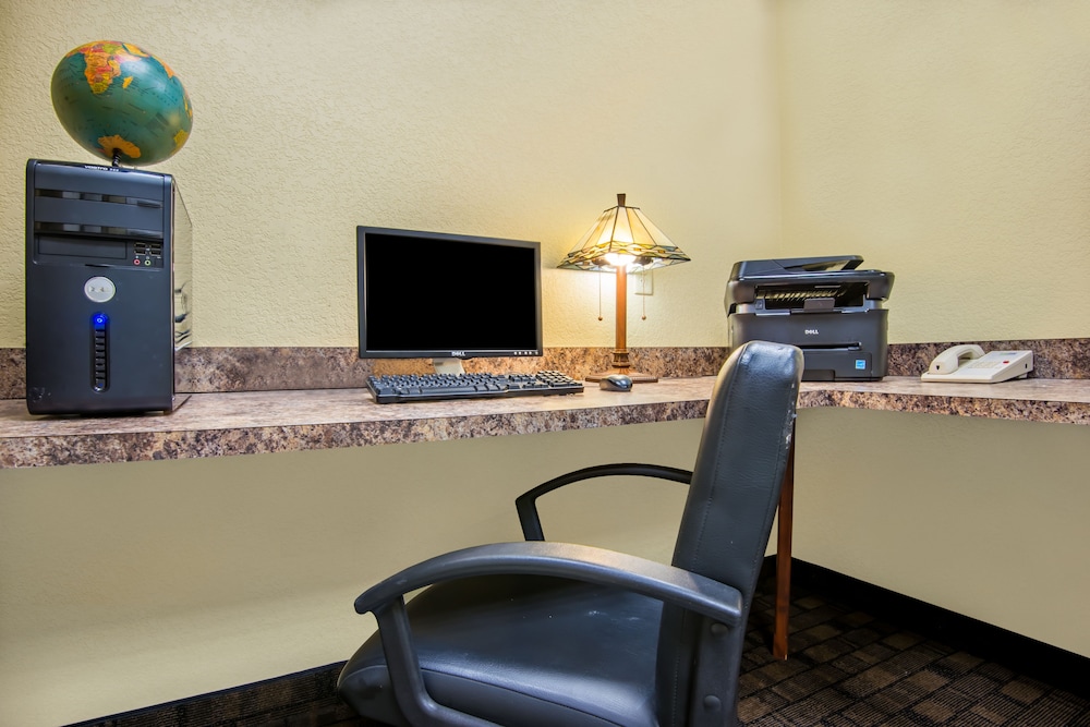 holiday inn express and suites el dorado kansas