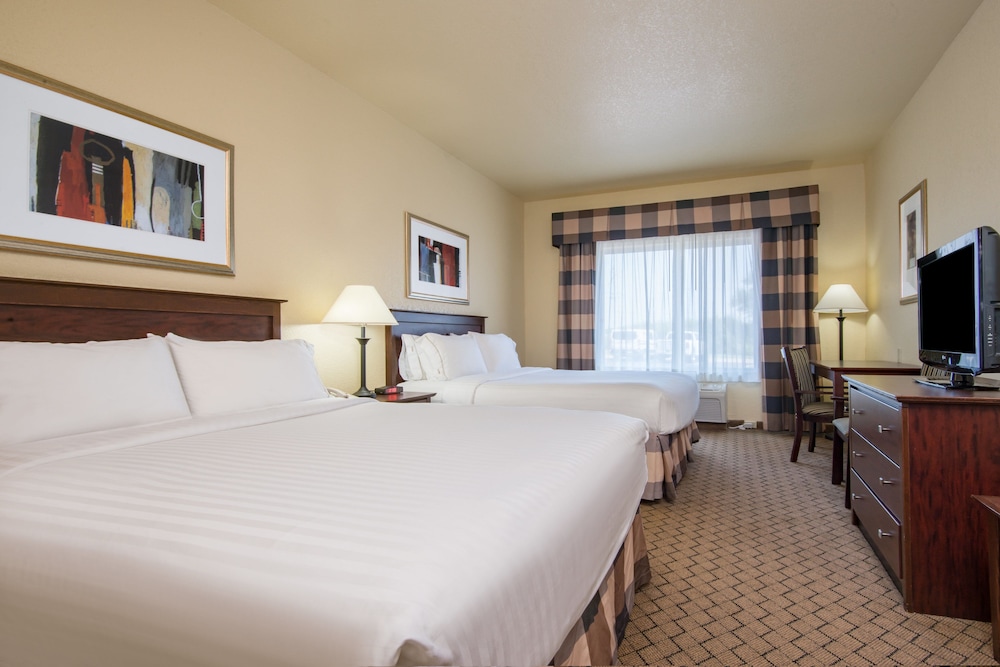holiday inn express and suites el dorado kansas