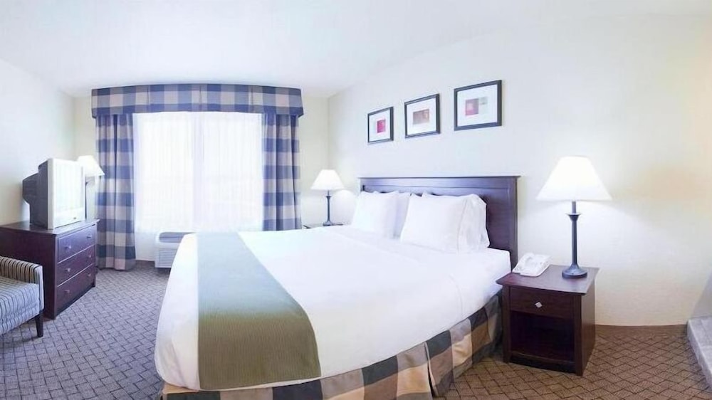 holiday inn express and suites el dorado kansas
