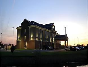 holiday inn express and suites el dorado kansas